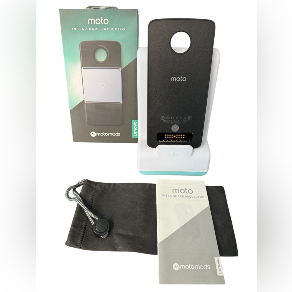 Lenovo Moto Insta-Share Projector
